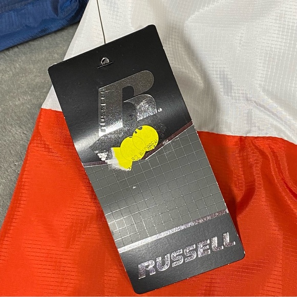 Russell Men’s Windbreaker Jacket XL Water Repel Secure Pocket Red White Blue NWT - Picture 10 of 14